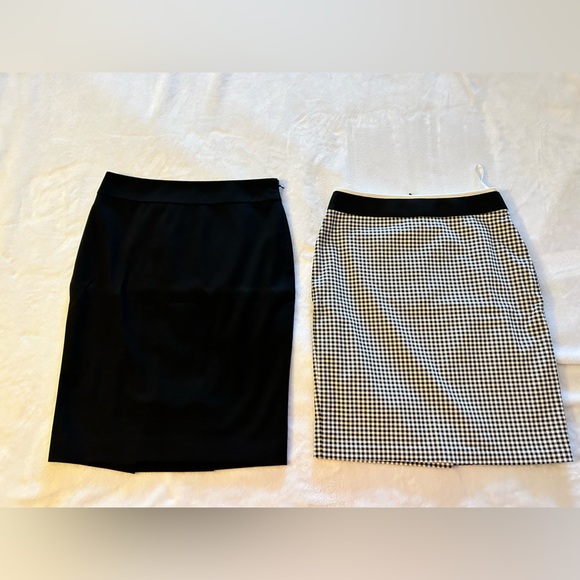 Dresses & Skirts - 2 knee length skirts